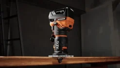 Outlet AEG Affleureuse 18V BRUSHLESS, 30 000 tr/min (produit seul)