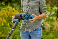 Discount GARDENA AQUABRUSH 18V PATIO
