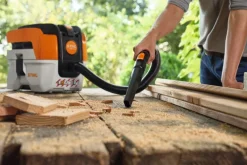 Best STIHL Aspirateur eau et poussière SEA 50 L (produit seul)