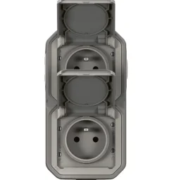 Clearance LEGRAND Double prise étanche précâblée à volet Plexo 16A 250V