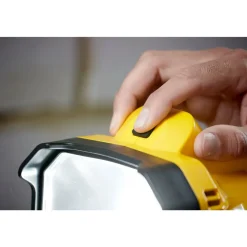 Sale STANLEY Lampe projecteur V20 Lithium 18V sans batterie