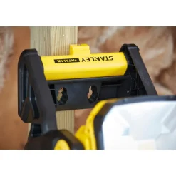 Sale STANLEY Lampe projecteur V20 Lithium 18V sans batterie