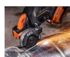AEG Mini scie multi-matériaux Brushless Subcompact 18V