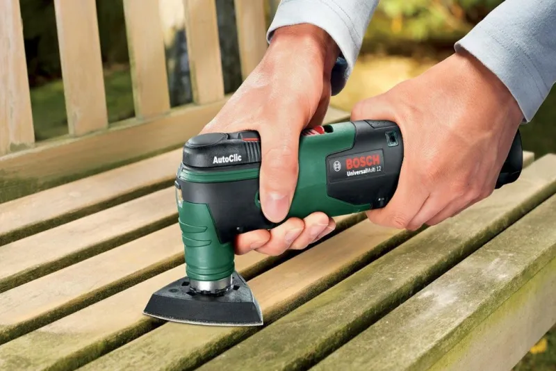 BOSCH Outil multifonction sans fil UniversalMulti 12V