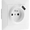 Clearance ZENITECH Prise 2 pôles + terre 16A + 1 USB 2,4a artezo blanc
