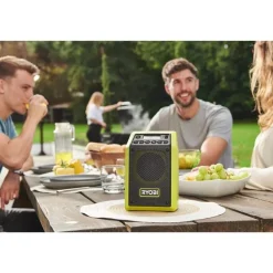 Clearance RYOBI Radio Bluetooth 18V ONE+ (produit seul)