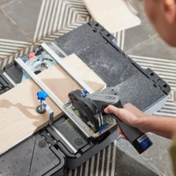 Clearance DREMEL Station de sciage mobile Blueprint 12V complète